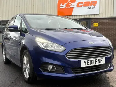 Usado Ford S-MAX Titanium 150 HP (110 kW) 2018 Azul Monovolume