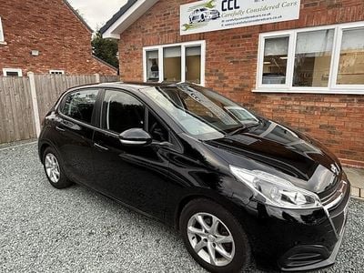 Used Peugeot 208 Active 82 HP (60 kW) 2018 Hatchback