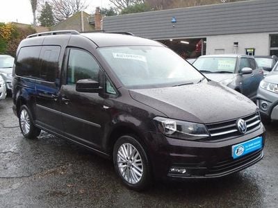 Used VW Caddy Maxi Life Life 102 HP (75 kW) 2018 Mauve MPV