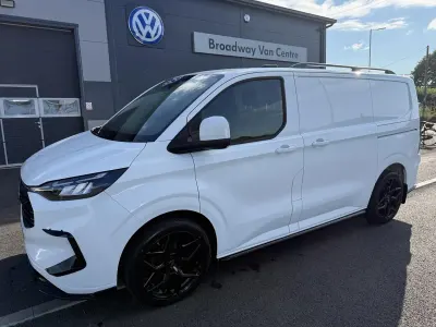 Used Ford Transit Custom Limited 136 HP (100 kW) 2024 White Van