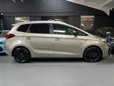Used Kia Carens 114 HP (83 kW) 2017 Silver MPV