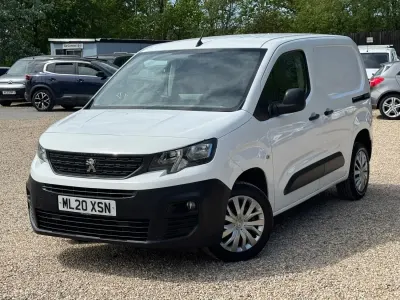 Used Peugeot Partner S 131 HP (96 kW) 2020 White MPV