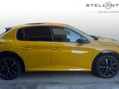 Used Peugeot 208 GT 99 HP (72 kW) 2023 Yellow Hatchback