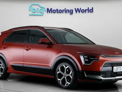 Used Kia Niro 182 HP (133 kW) 2023 Orange SUV
