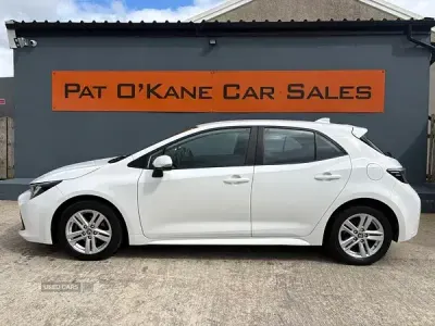 Used Toyota Corolla 2022 White Hatchback