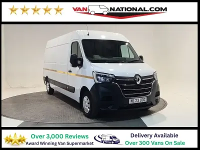 Usado Renault Master Business 135 CV (99 kW) 2023 Blanco Monovolumen