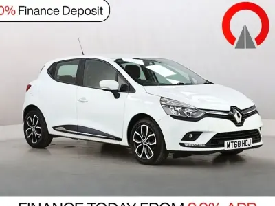 Used Renault Clio Play 75 HP (55 kW) 2018 White Hatchback