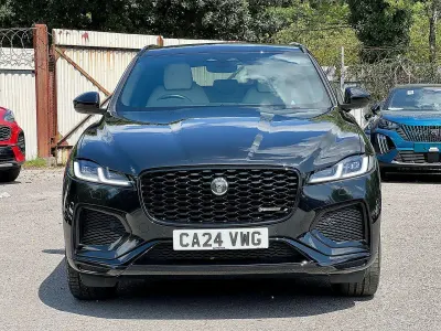 Used Jaguar F-Pace R-Dynamic 201 HP (147 kW) 2024 Black SUV