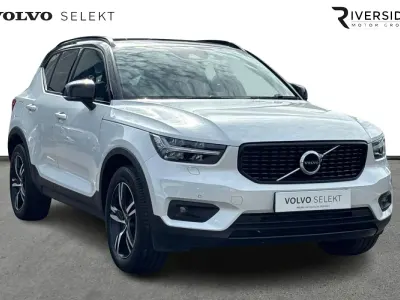 Used Volvo XC40 R-Design 163 HP (119 kW) 2020 Crystal white SUV