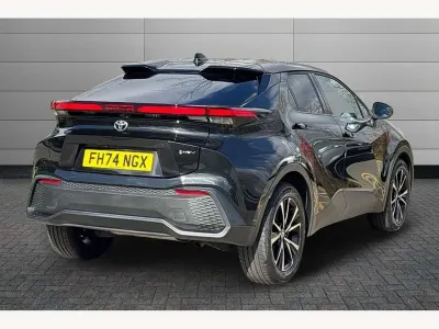 Używany Toyota C-HR Design 140 KM (102 kW) 2025 Czarny SUV