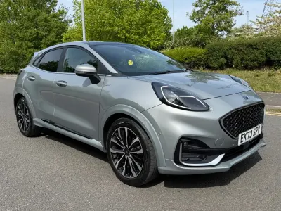 Second-hand Ford Puma ST-Line 125 CP (91 kW) 2023 Argintiu SUV