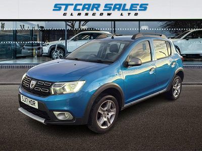 Used Dacia Sandero Lauréate 90 HP (66 kW) 2017 Blue Hatchback