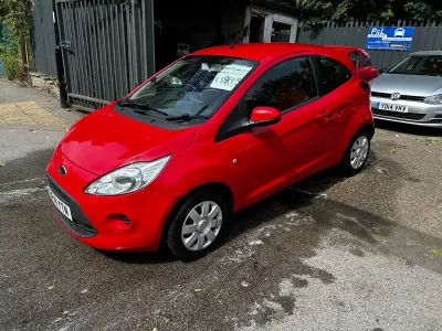Used Ford Ka 69 HP (50 kW) 2014 Red Hatchback