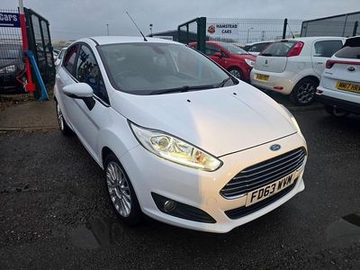 White Used 2014 Ford Fiesta Titanium Hatchback | £3,999 (Fair price)