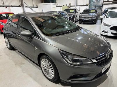 Used Vauxhall Astra Elite 150 HP (110 kW) 2018 Grey Hatchback