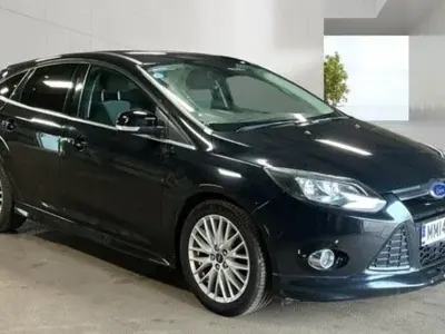 Used Ford Focus Zetec 180 HP (132 kW) 2014 Black Hatchback