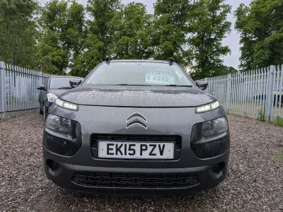 Used Citroën C4 Cactus Feel 100 HP (73 kW) 2015 Grey Hatchback