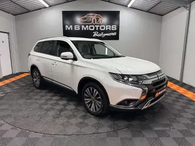 Used Mitsubishi Outlander 150 HP (110 kW) 2019 White SUV