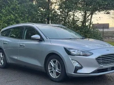 Used Ford Focus Zetec 95 HP (69 kW) 2019 Silver Estate