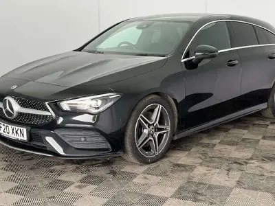 Usado Mercedes CLA200 Shooting Brake AMG line 163 HP (119 kW) 2022 Carrinha
