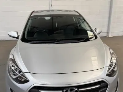 Second-hand Hyundai i30 SE 2015 Argintiu Hatchback