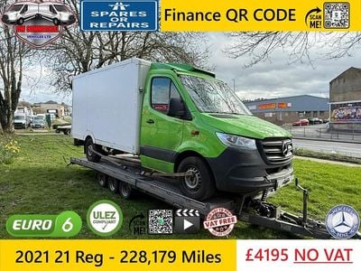 Used Mercedes Sprinter Progressive 140 HP (102 kW) 2021 Green Van