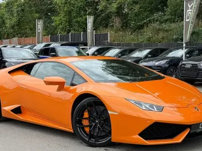 Used Lamborghini Huracán 610 HP (448 kW) 2015 Orange Coupe