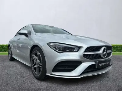 Usado Mercedes CLA220 AMG Line Premium Plus 2020 Plateado Berlina