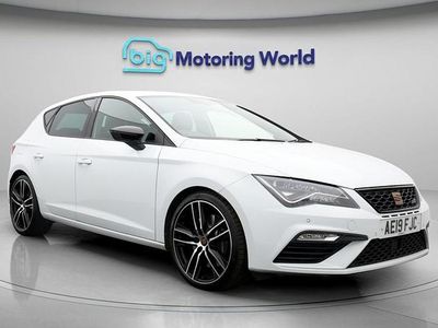 Used Seat Leon CUPRA 290 HP (213 kW) 2019 White Hatchback