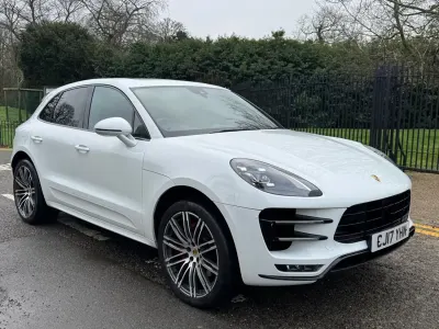 Usado Porsche Macan Turbo 400 HP (294 kW) 2017 Branco SUV