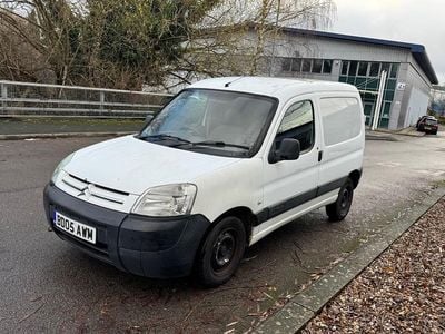 White Used 2005 Citroën Berlingo MPV | £990 (Super price)