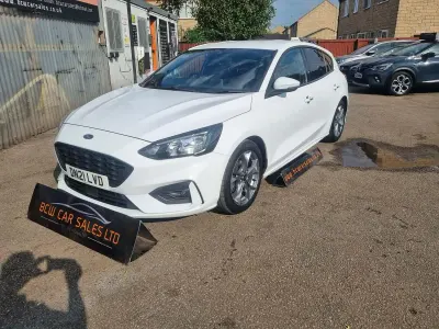 Used Ford Focus ST-Line 123 HP (90 kW) 2021 White Hatchback