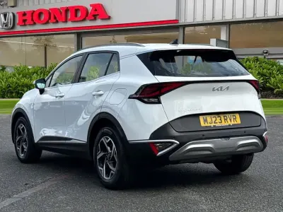 Used Kia Sportage 2023 White SUV