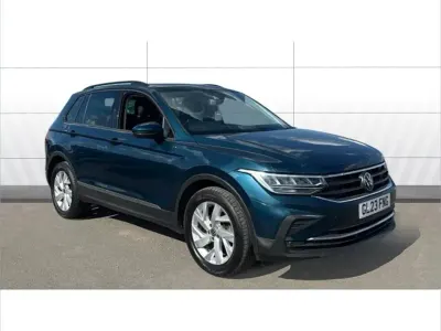 Used VW Tiguan Life 147 HP (108 kW) 2023 Blue SUV
