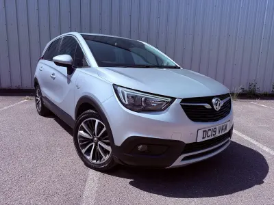 Used Vauxhall Crossland X Elite 81 HP (59 kW) 2019 Silver SUV