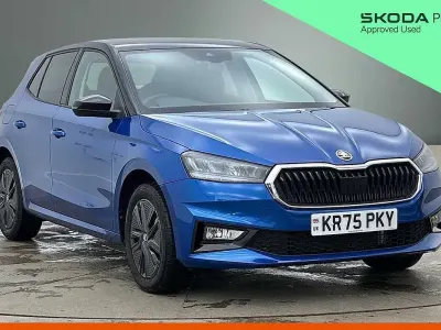 Used Skoda Fabia Design Edition 85 HP (62 kW) 2025 Race blue metallic black magic pearl effect Hatchback