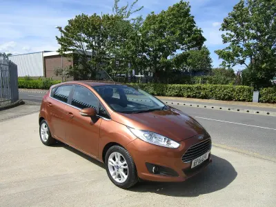 Used Ford Fiesta Zetec 82 HP (60 kW) 2016 Brown Hatchback