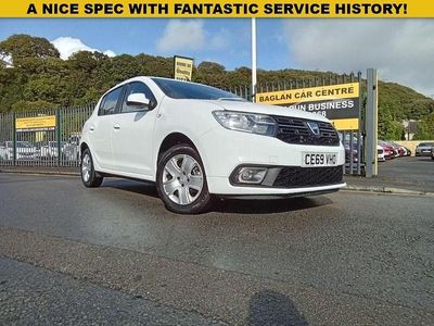 Used Dacia Sandero Comfort 90 HP (66 kW) 2019 White Hatchback