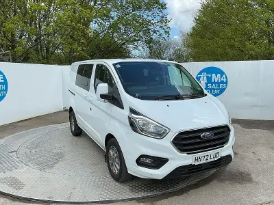 Used Ford Transit Custom Limited 170 HP (125 kW) 2022 White Van