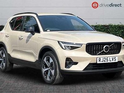 Gold Used 2025 Volvo XC40 Plus SUV | £29,282 (Good price)