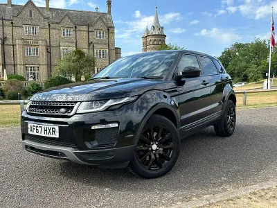 Used Land Rover Range Rover evoque SE 180 HP (132 kW) 2017 Black Estate
