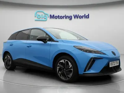 Used MG MG4 EV Trophy 319 kW (435 HP) 2022 Blue Hatchback