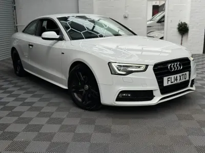 Begagnad Audi A5 S-Line 170 HK (125 kW) 2014 Vit Sportkupé