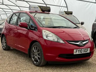 Used Honda Jazz SI 100 HP (73 kW) 2010 Red Hatchback
