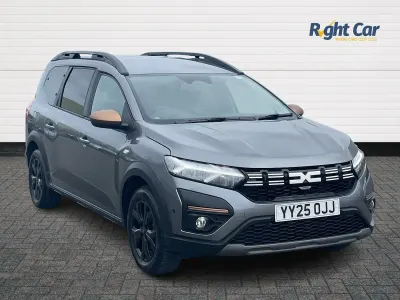 Used Dacia Jogger Extreme 141 HP (103 kW) 2025 Grey MPV