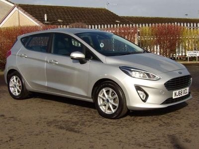 Usado Ford Fiesta Zetec 2018 Prateado Citadino