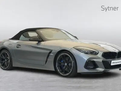 Begagnad BMW Z4 M Sport 335 HK (246 kW) 2024 Grå Cab