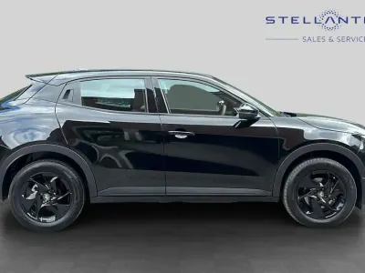 Used Alfa Romeo GT Junior 134 HP (98 kW) 2025 Black SUV