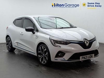 Used Renault Clio V 2021 White Hatchback