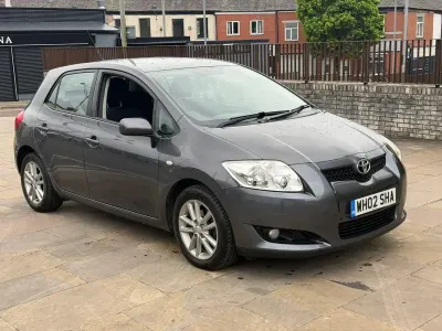 Używany Toyota Auris 2009 Szary Hatchback
